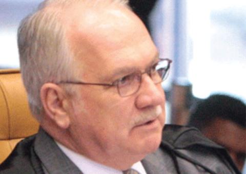 Fachin mantém julgamento de Lula nesta quarta-feira no TRF-4