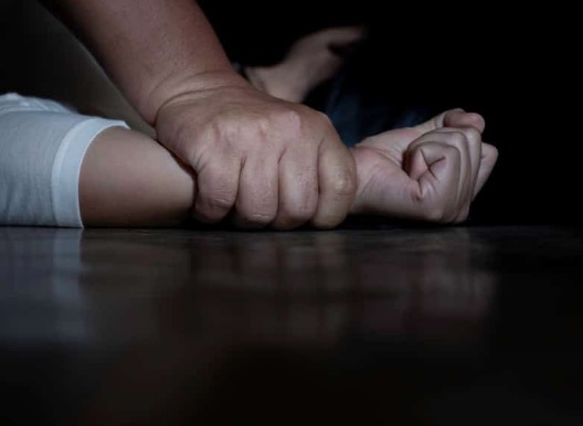 Em Manaus, tio estupra menina de 10 anos dentro de casa