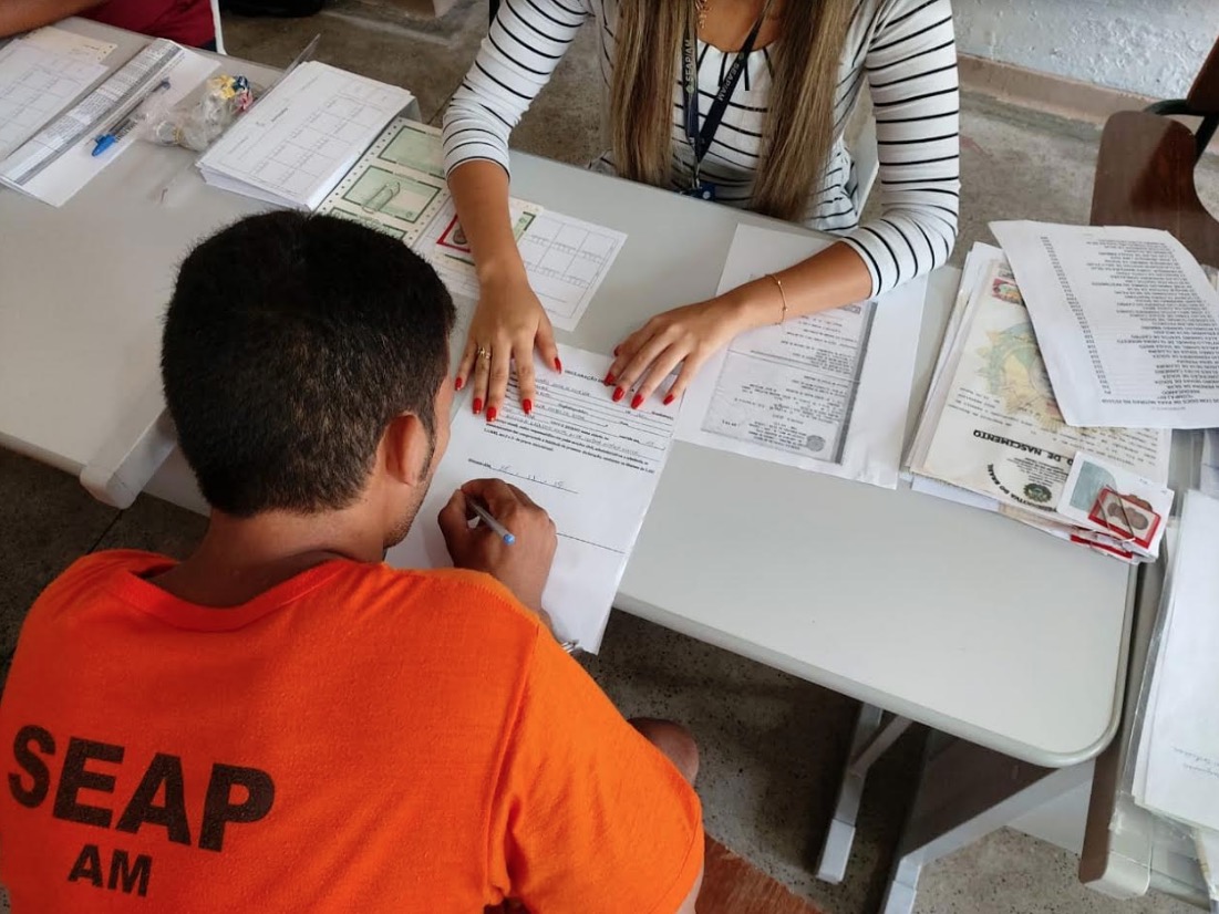 Em Manaus, internos do Compaj recebem ação de emissão de RG