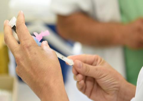 Governo e pesquisadores descartam problemas com vacina contra HPV