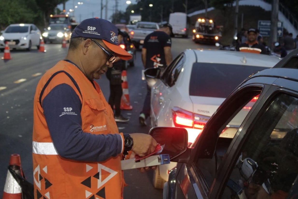Lei Seca flagra 19 motoristas embriagados em Manaus e dois são incriminados 