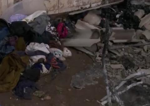 Bebê e irmão de 4 anos morrem carbonizados durante incêndio em barraco