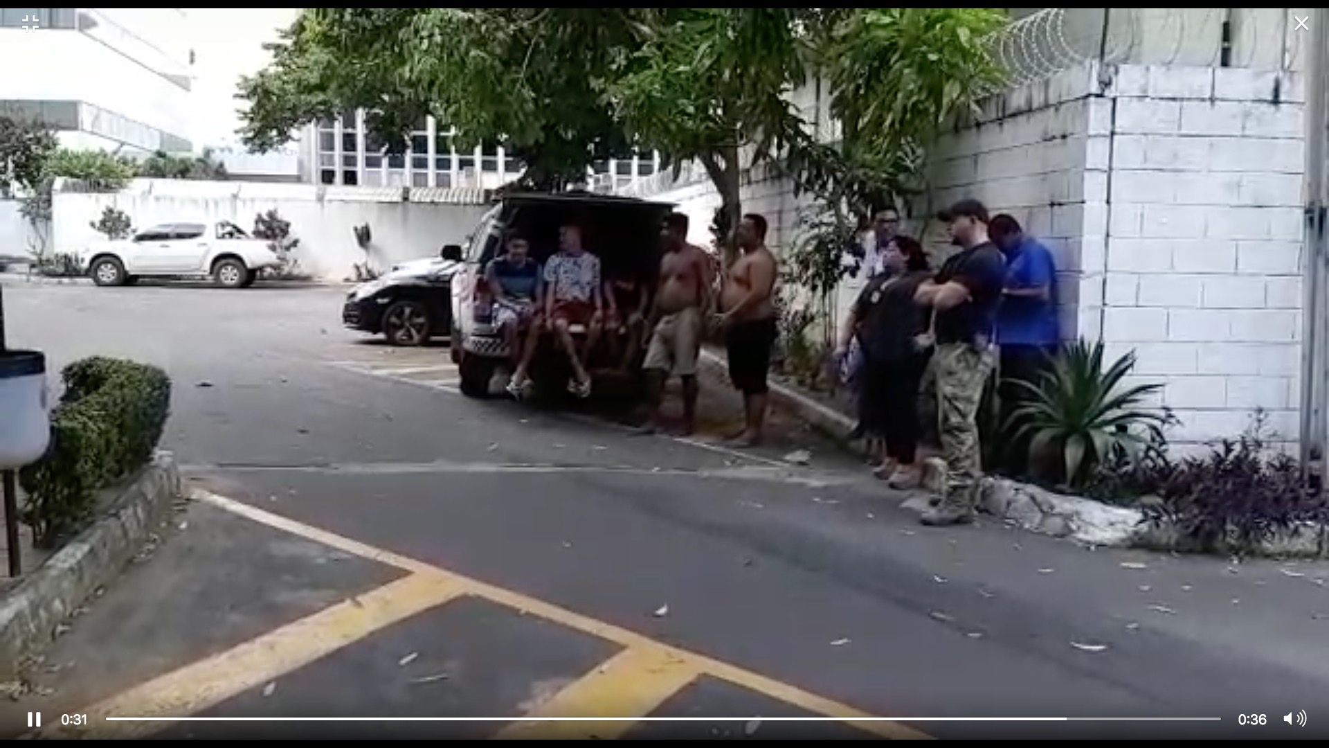 Policiais civis denunciam 'descaso' em audiência de custódia em Manaus: 'do lado de fora'