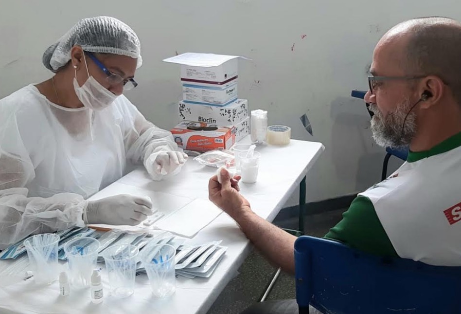 Mais de 2 mil pessoas são atendidas com serviços gratuitos em Manaus