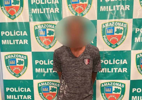 Em Manaus, homem é preso com drogas após denúncia anônima