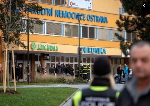 Homem invade hospital e mata seis pessoas na sala de espera