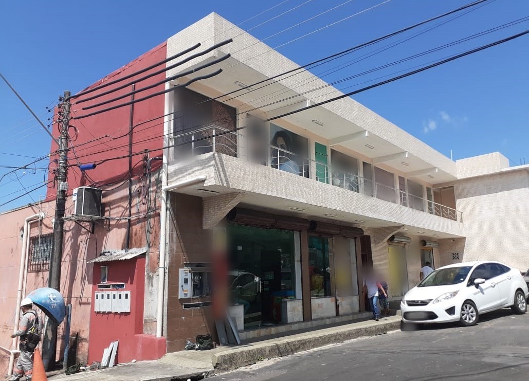 Gato de energia em prédio com pet shop termina com um preso em Manaus 