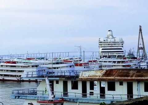 Falta de regulamentação no transporte fluvial é debatida em Manaus