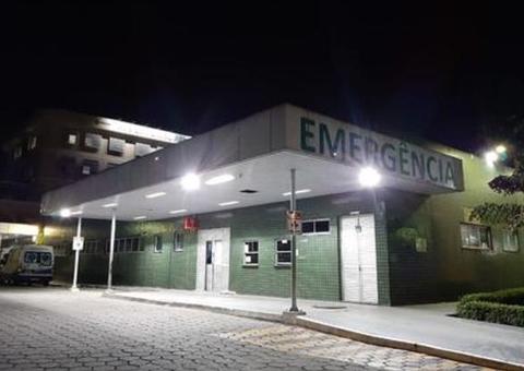 Casal é baleado por pistoleiros misteriosos em avenida de Manaus