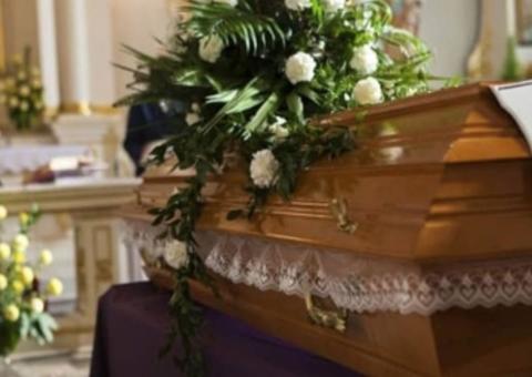 Prefeita 'proíbe' que pessoas morram em cidade francesa nos fins de semana 