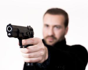 Gente  armada causa pânico  em boate de Manaus