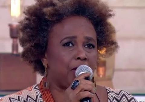 Sandra de Sá posta foto de momento íntimo com a esposa 