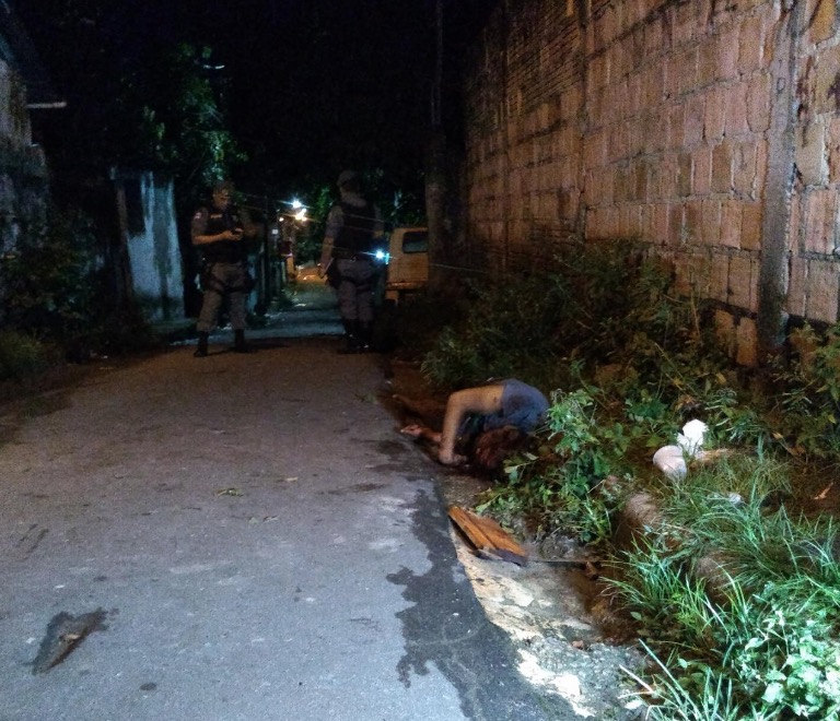 Traficante e populares ‘se unem’ e espancam suspeito de estupro até a morte em Manaus