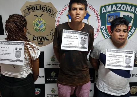 Dupla é presa e adolescente apreendida suspeitos de vender drogas em Manaus 