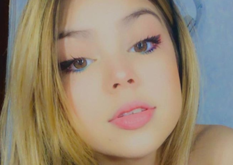 Aos 12 anos, Melody é pedida em namoro e pede ajuda dos fãs