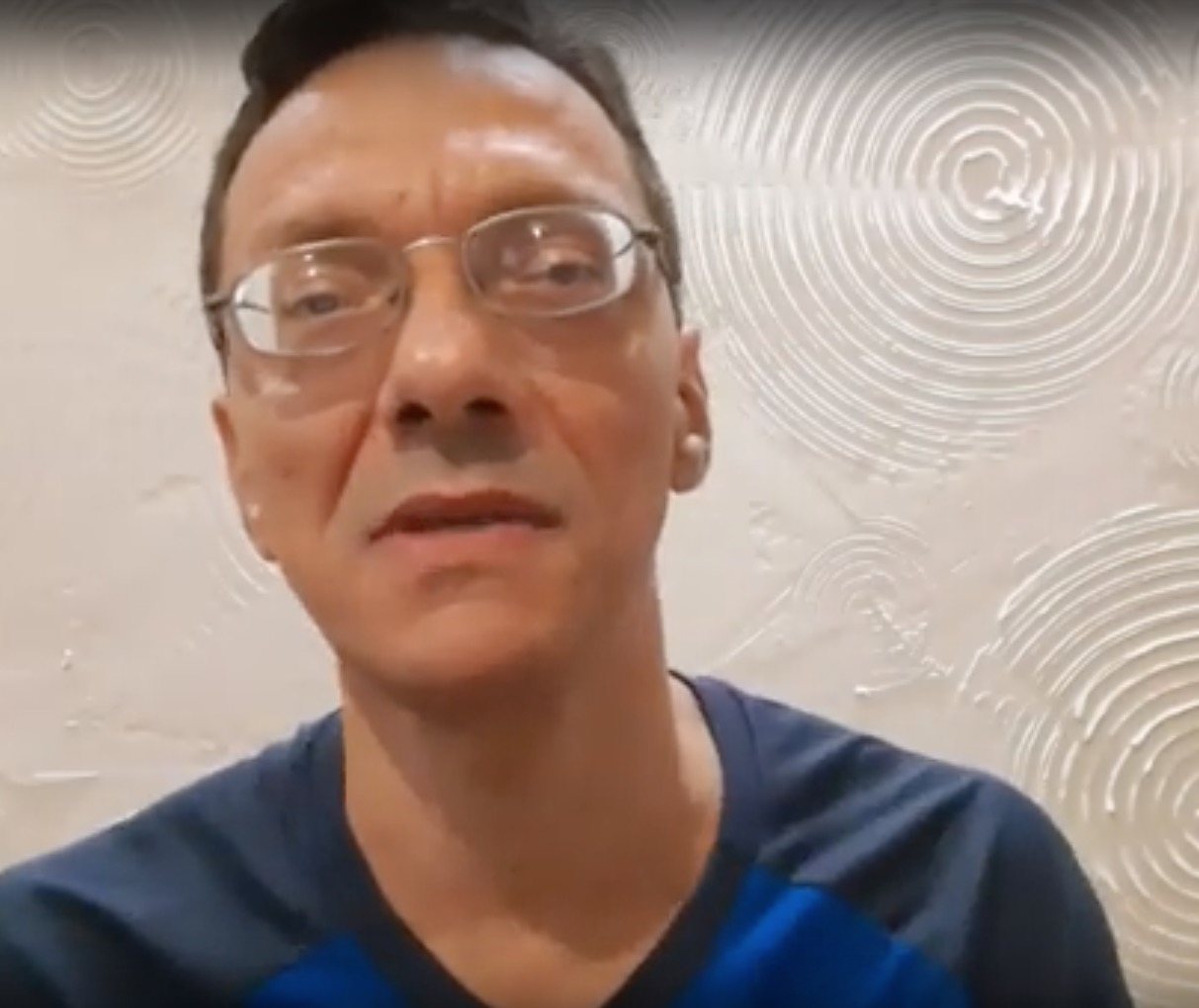 Professor é investigado por publicar vídeos de alunas em momentos íntimos; ele nega