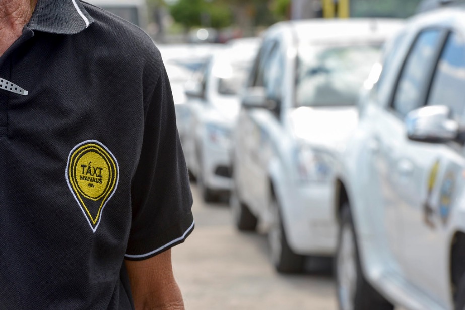 Lei municipal amplia e valoriza serviços prestados por taxistas em Manaus