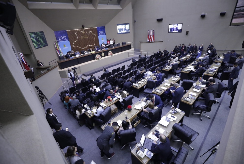 Aleam aprova projeto que permite consultar leis estaduais por meio de aplicativo 