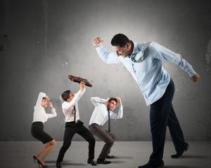 Abuso de  promotores e juízes  tem data para acabar