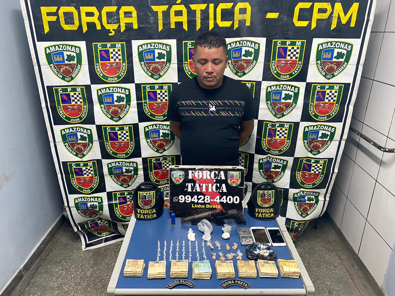 'Sorriso' é preso com drogas, arma e mais de R$ 39 mil em Manaus 