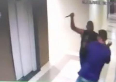 Homem morre esfaqueado em prédio ao reclamar de som alto