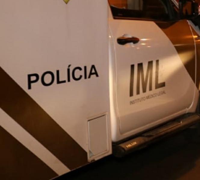 Homem morre ao cair em poço após tentar capturar galinha