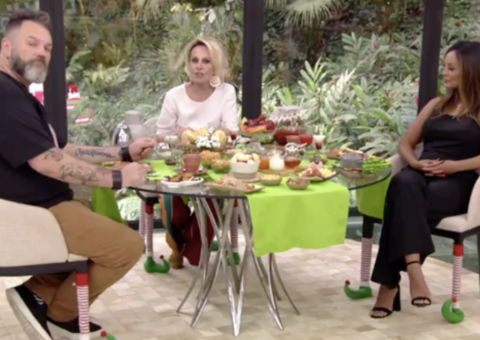 Ao vivo, Ana Maria Braga erra nome e anuncia programa da Record; Veja vídeo 