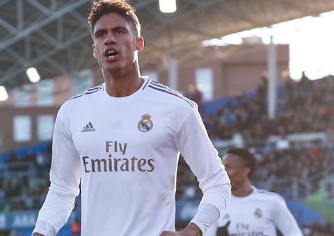 Real Madrid vence Getafe em jogo com trapalhada de goleiro e gol após VAR