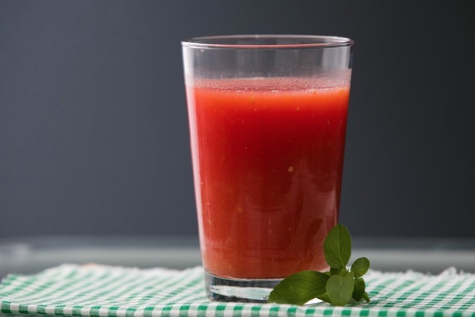 Conheça o sumo de fruta que pode deixá-lo rapidamente com a 'barriguinha' dos sonho