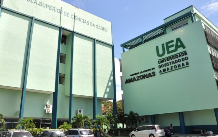 Matrícula para aprovados no Vestibular e SIS da UEA inicia nesta segunda 