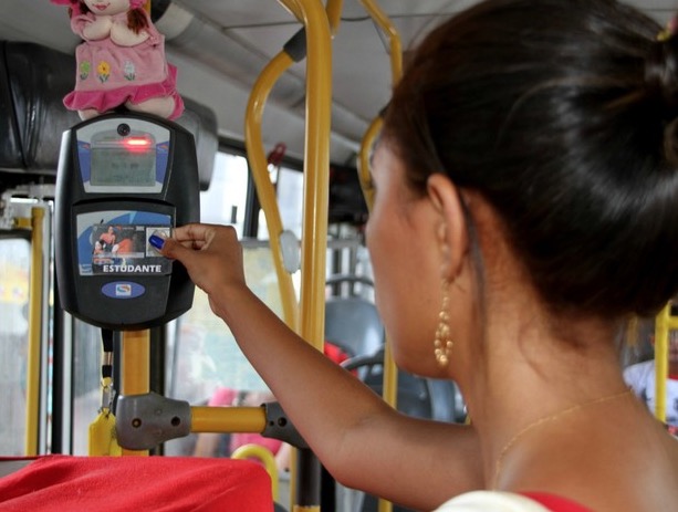 Sinetram passa a emitir cartão Passa Fácil em shopping de Manaus 