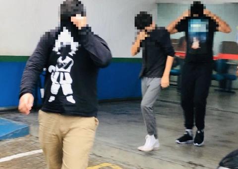 Trio é flagrado tentando vender celular roubado à própria vítima em shopping de Manaus