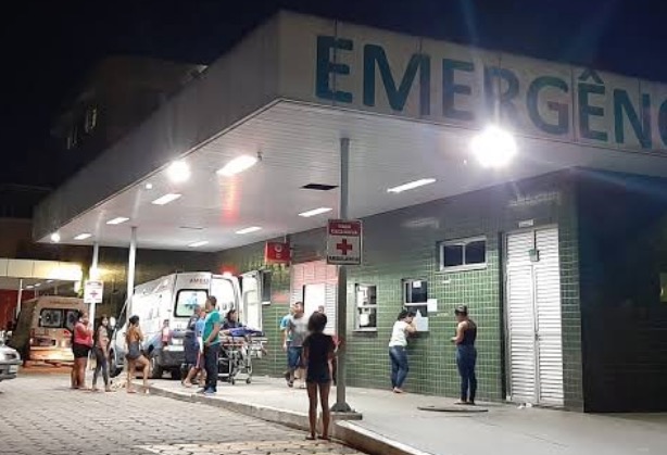 Atingido por 4 tiros, homem corre para escapar da morte em Manaus