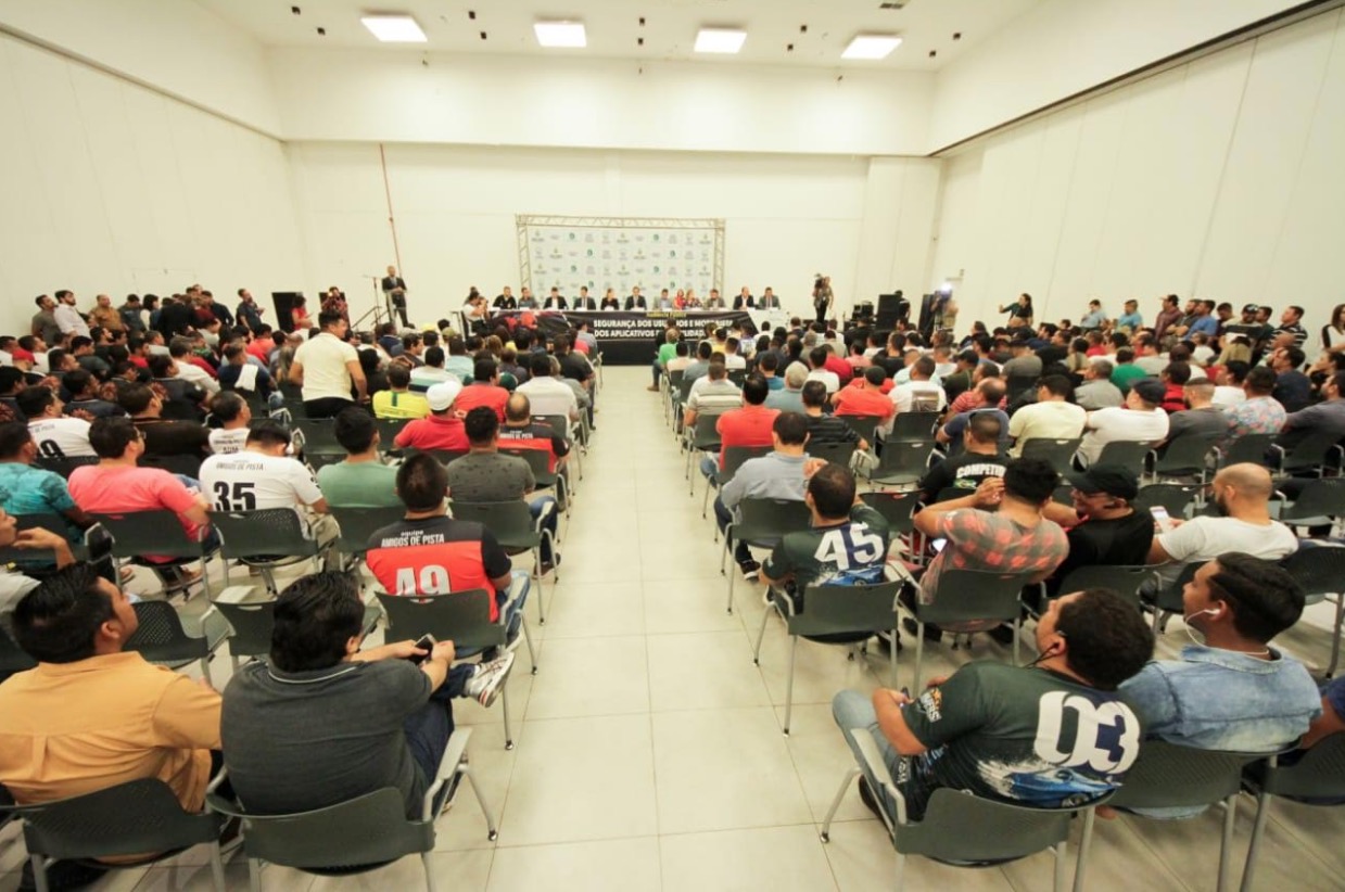 Reunião para discutir segurança de motoristas de aplicativos é realizada em Manaus 