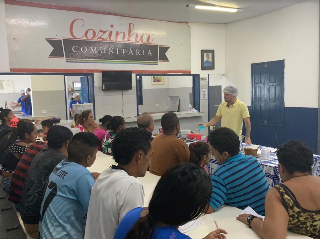Usuários de Cozinha Comunitária em Manaus participam de ‘Oficina de Panificação’