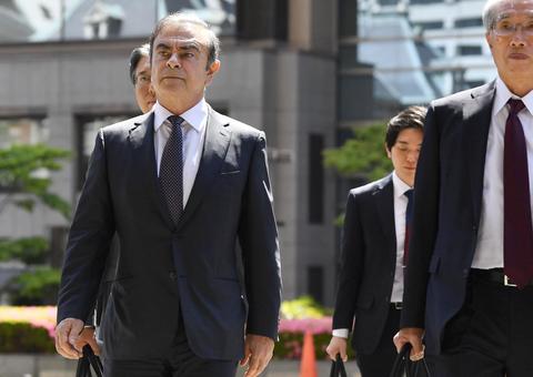 Advogados de Carlos Ghosn renunciam após fuga para o Líbano