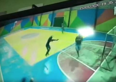 Homens entram armados em escola e atiram em três adolescentes no Ceará