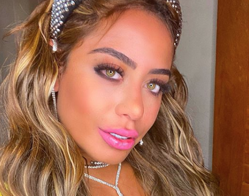 Suposta gravidez de Rafaella volta à tona após detalhe em foto