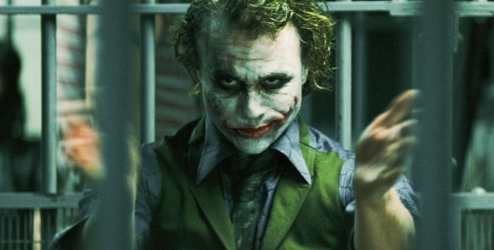 Joaquin Phoenix faz homenagem a Heath Ledger no SAG Awards