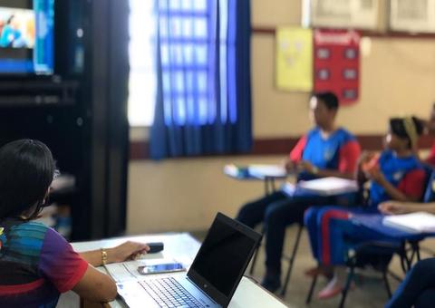 Estudantes ingressam na UEA e Ufam com aulas por video-conferências