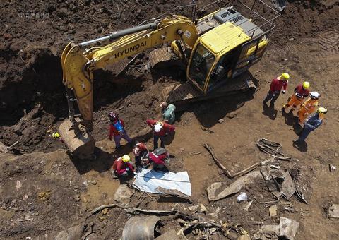 MP denuncia ex-presidente da Vale e mais 15 por mortes em Brumadinho