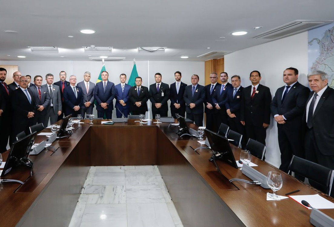 Secretário de segurança do Amazonas pede mais verbas para setor em reunião com Bolsonaro