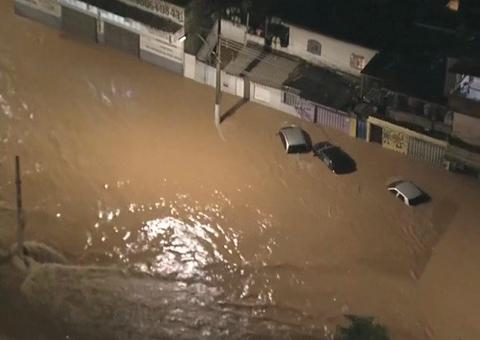 Chuvas deixam 30 mortos em Minas Gerais e alertam para deslizamentos em Brumadinho