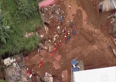 Chuvas: Corpo de criança é localizado em escombros em Minas Gerais