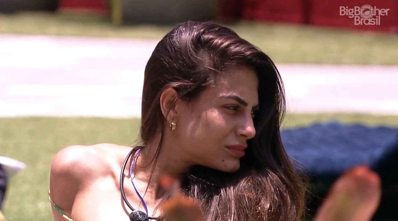 BBB20: Mari diz que transar com animais é 'normal' e revolta internet: 'zoofilia é crime'