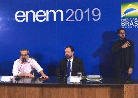 MEC suspende inscrições no ProUni