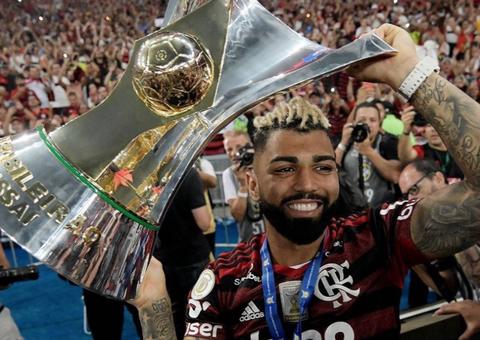Comprado pelo Flamengo, Gabigol anuncia permanência no clube