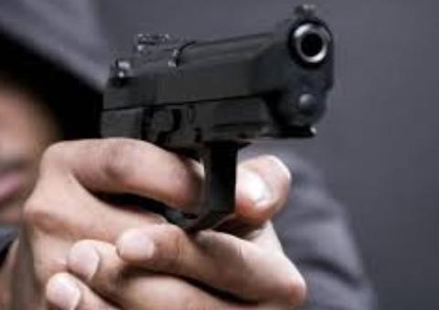 Em Manaus, assaltante agride e mata o próprio comparsa e vítima tem atitude inusitada