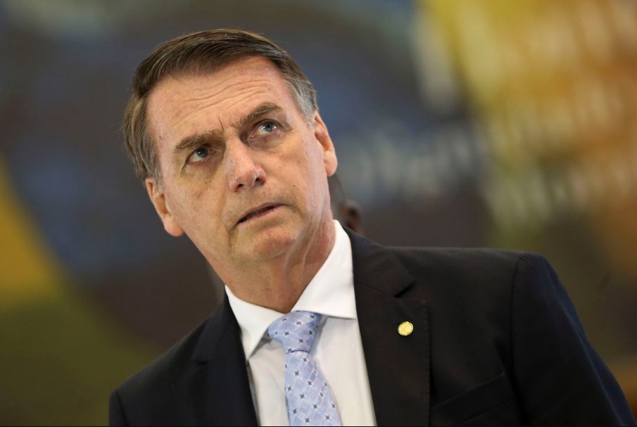 Jair Bolsonaro é internado no Hospital das Forças Armadas