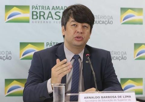 Em meio a crise no Sisu e Enem, secretário de Educação Superior do MEC pede demissão